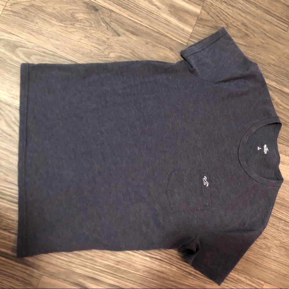 Hollister t-shirt